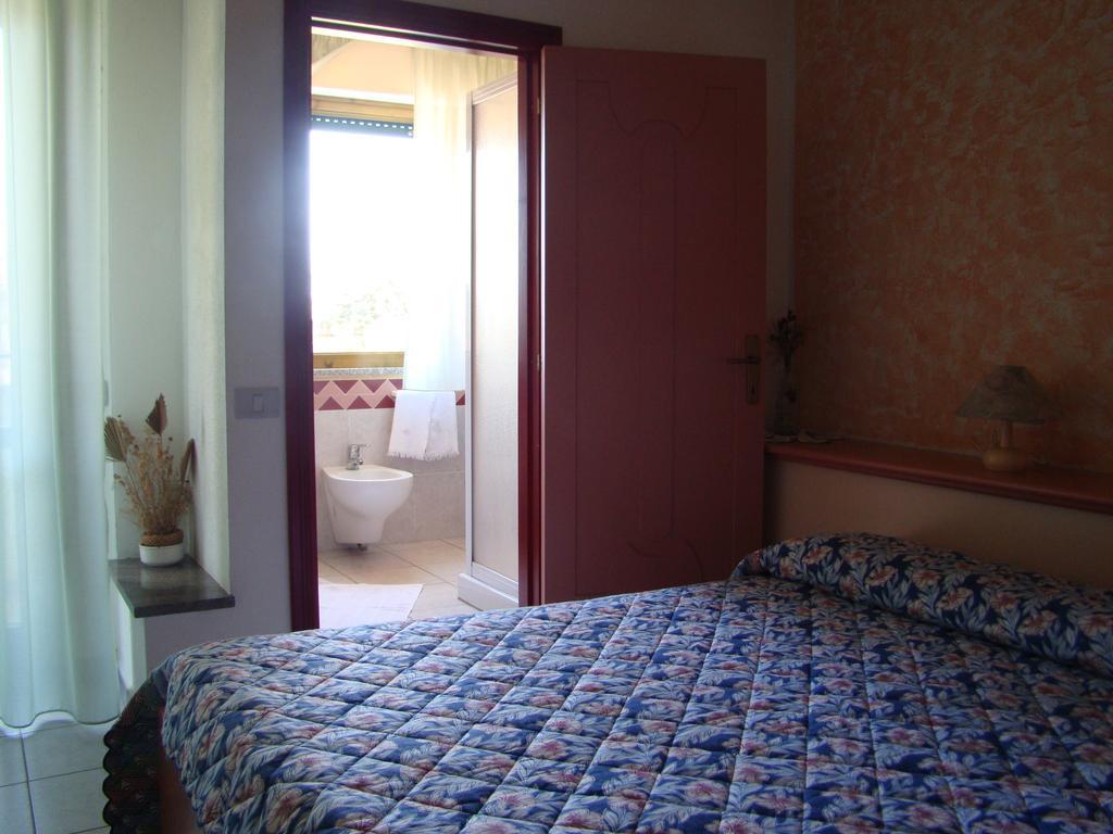 S'Ustiarvu- Nuova Gestione Hotel Cala Liberotto Exterior foto