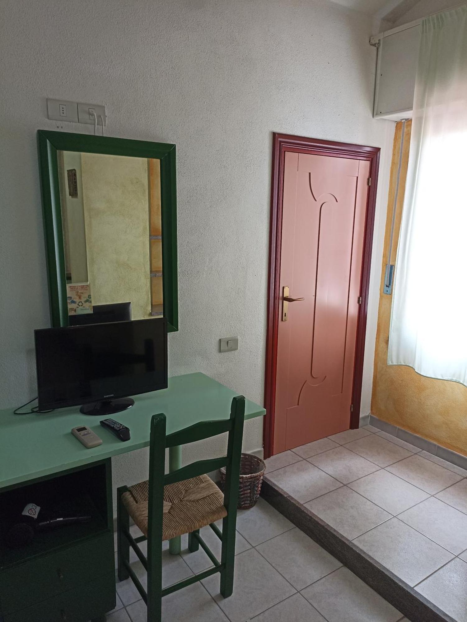 S'Ustiarvu- Nuova Gestione Hotel Cala Liberotto Exterior foto